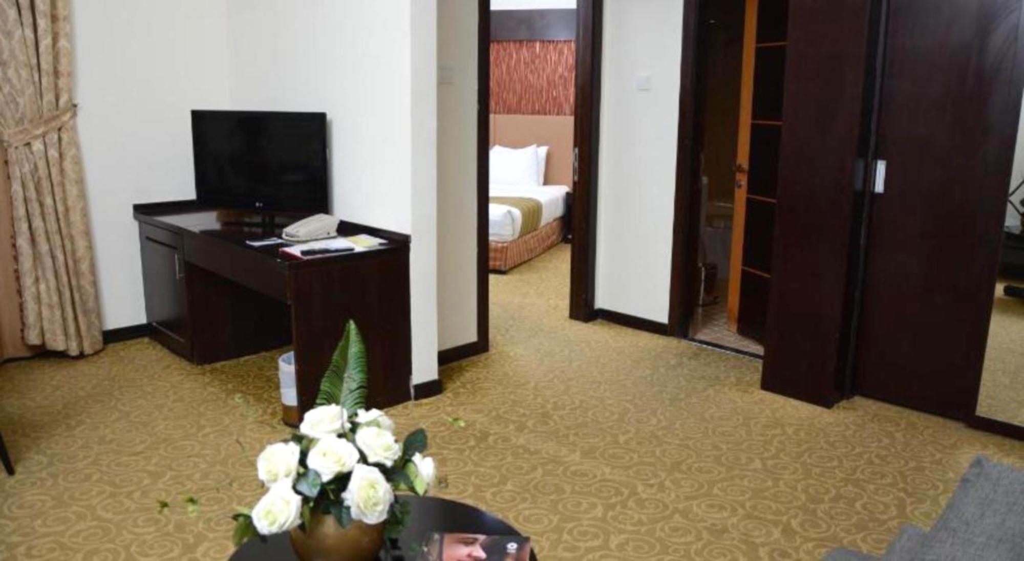 อาร์ยานา โฮเต็ล Hotel ชาร์จาห์ ภายนอก รูปภาพ